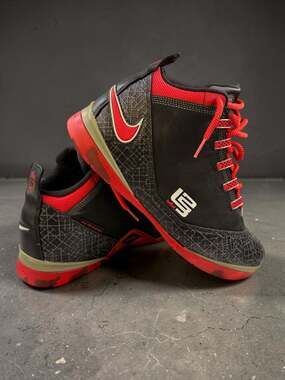 Nike Zoom LeBron 2 Black Crimson Red Basketball Shoes